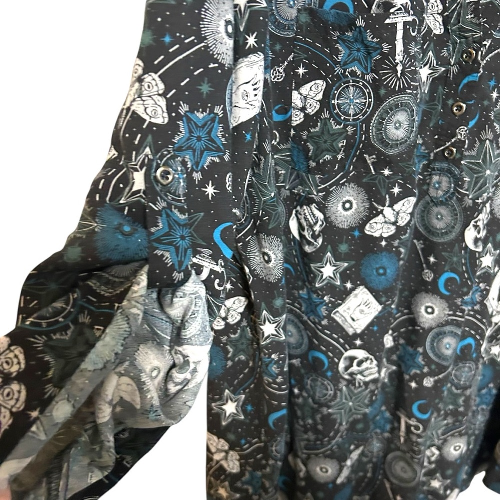 Torrid 3 Harper 3/4 Sleeve Pullover Tunic Top Skull Celestial witchy vibe blouse - Picture 12 of 16